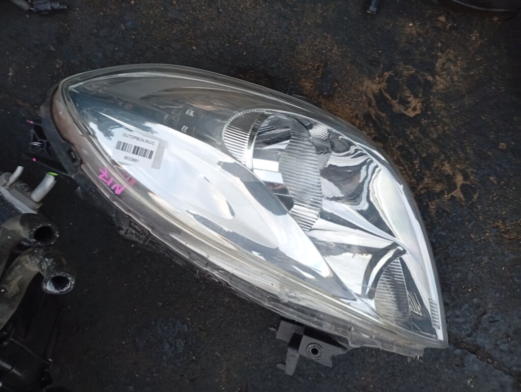 Фара на Nissan Latio N17 H017, Левое расположение