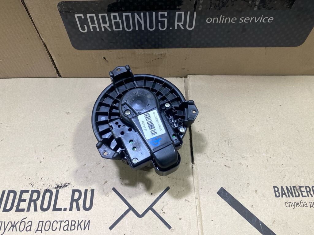 Мотор печки на Toyota Bb QNC20 88550-B1020