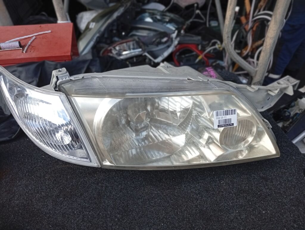 Фара на Mazda Premacy CP8W P2480, Правое расположение