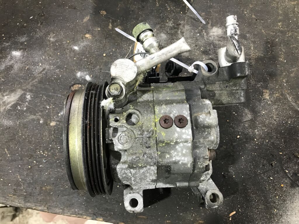 Компрессор кондиционера на Subaru Impreza Wagon GG2 EJ15