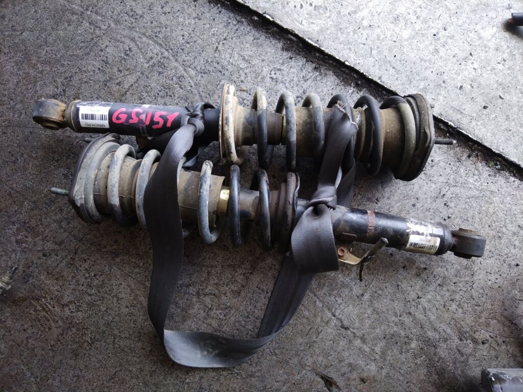 Стойка амортизатора на Toyota Crown GS151 1G-FE 341262  48510-30150  48510-30151  48510-30152  48510-30160  48510-30161  48510-30162  48510-30260  48510-30270  48510-30300  48510-39325  48510-39326  48510-39327  48510-39335  48510-39345  48510-39346  48510-39347  48510-39355  48510-39385  48510-53010  48510-53020  48510-53030  48510-53040  48510-59315  48510-59325  48510-80004  48510-80005  CR-049-3776  SJ-049-3776  SJ-049F-GXE10  ST-049-3776  ST-049F-GXE10, Переднее расположение