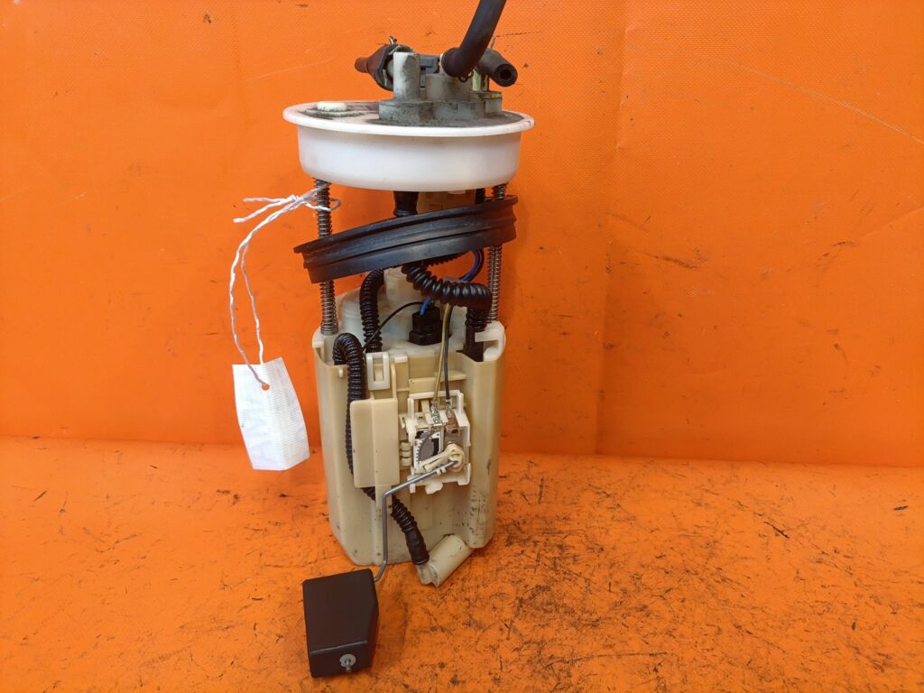 Бензонасос на Honda Partner GJ3 L15A