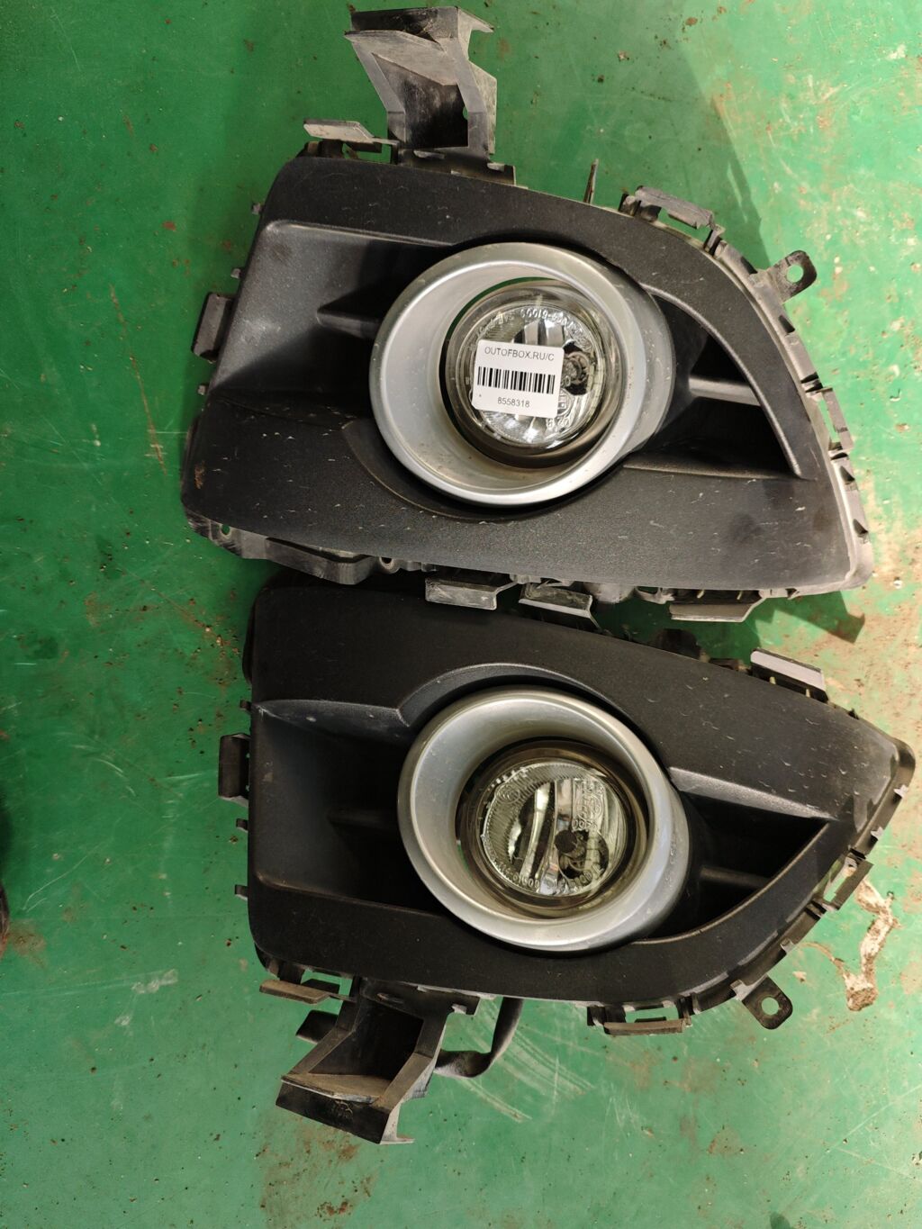 Туманка бамперная на Mazda 5 CREW 114-61009