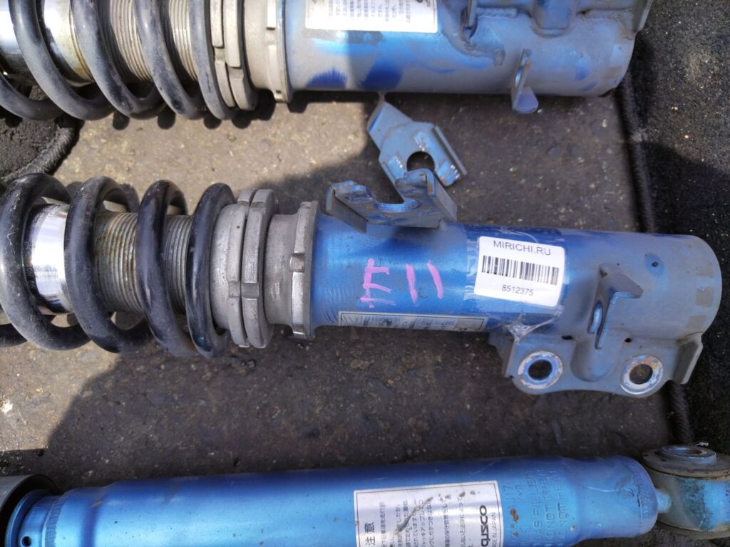 Стойка амортизатора на Nissan Note E11 HR15DE, Переднее расположение