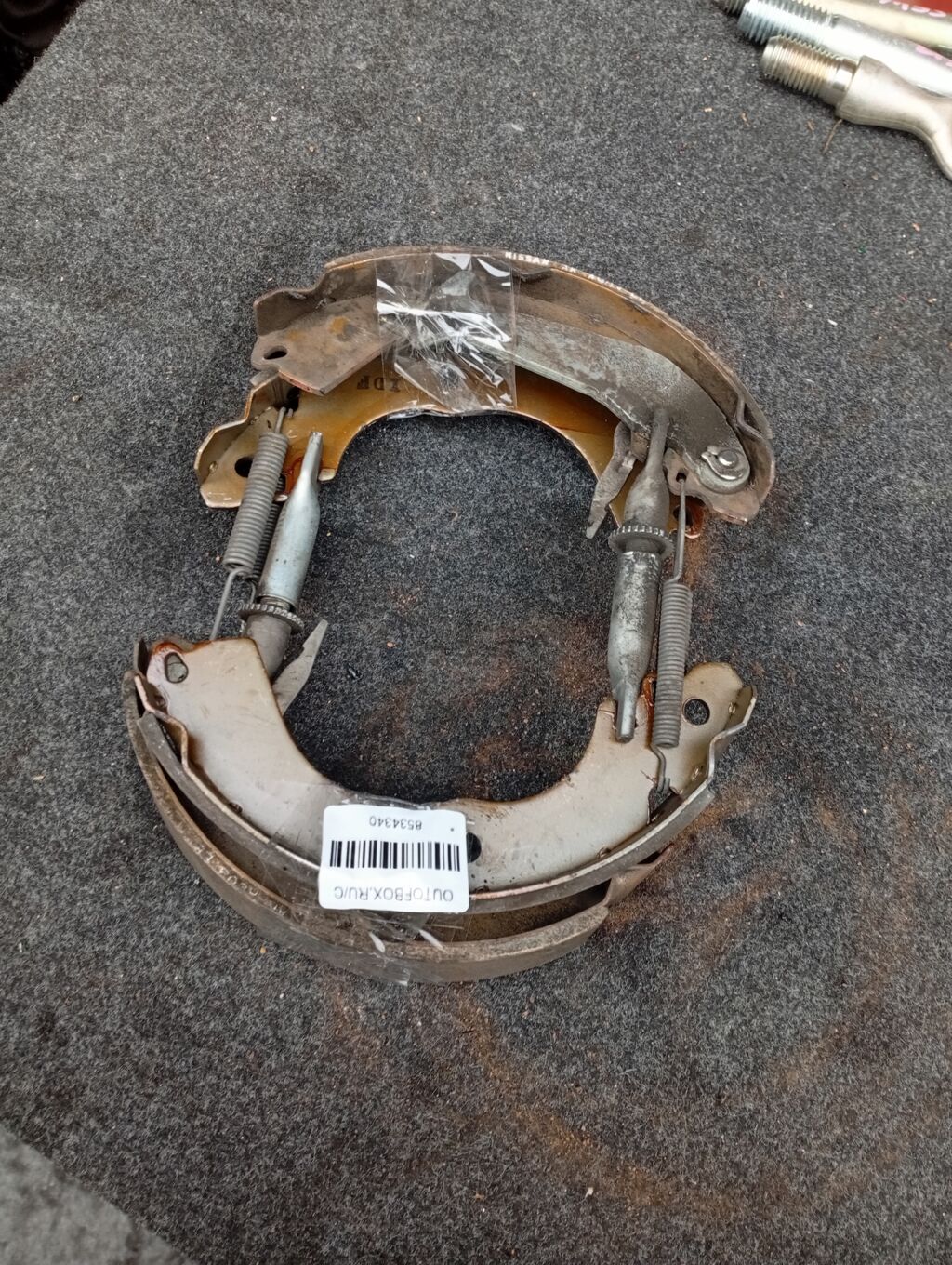 Тормозные колодки на Nissan Tiida C11 HR15DE AY360-NS095  FN1267  T1267  TD-086-1267S  TDS1267, Заднее расположение