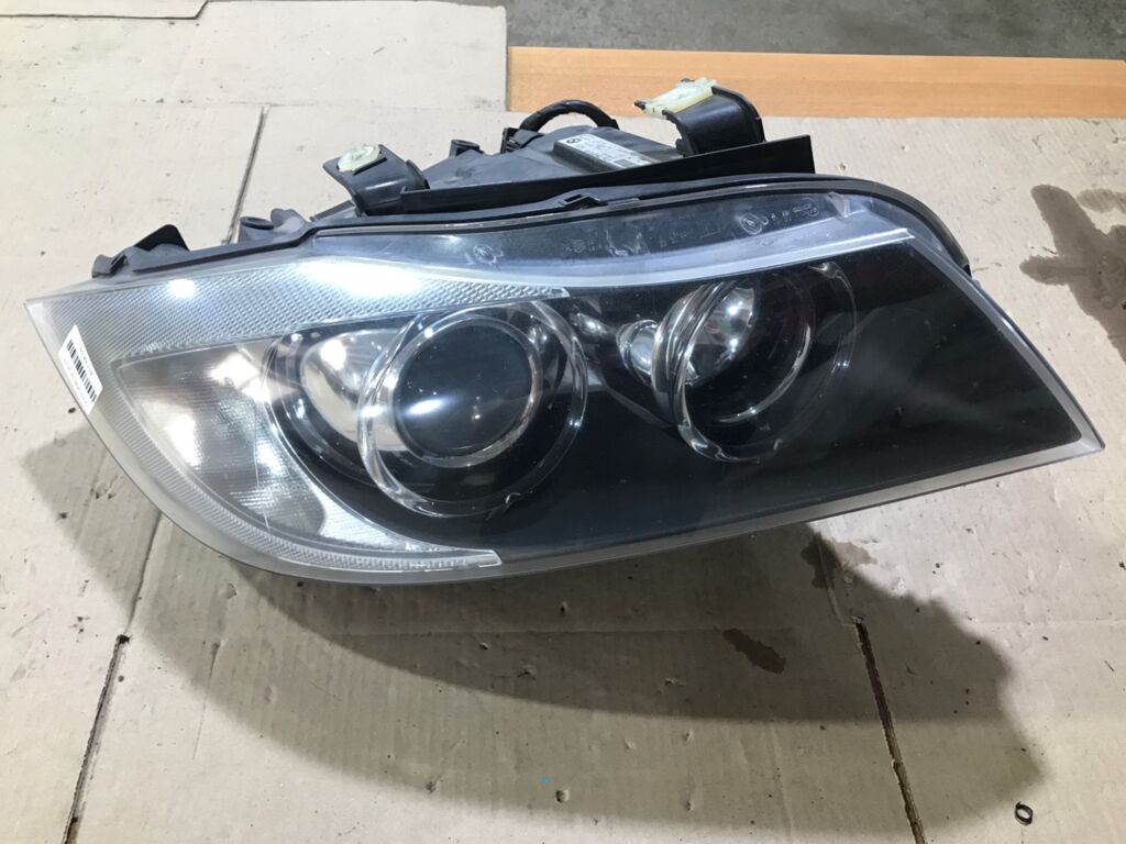 Фара на Bmw 3-Series E90 631169427409 631169427409, Правое расположение