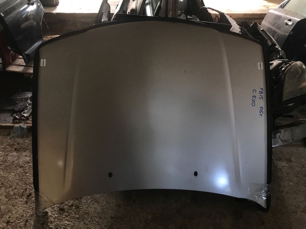 Капот на Nissan Sunny FB15 F51004M4CM