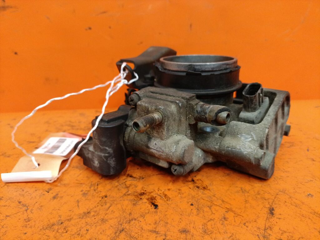 Дроссельная заслонка на Honda Stepwgn RF3 K20A Фото 4