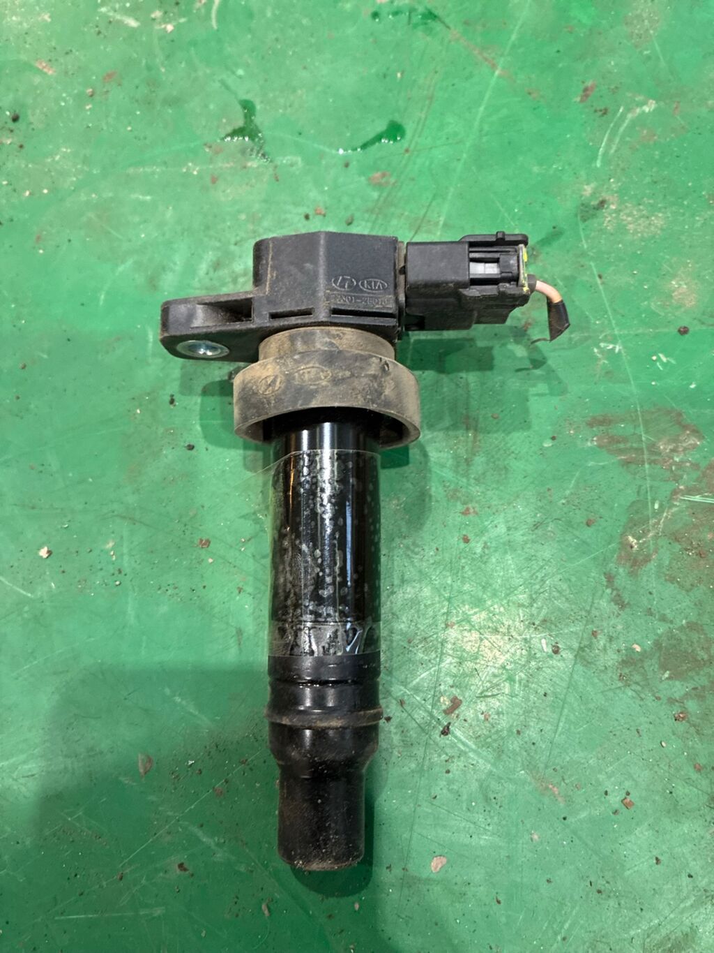 Катушка зажигания на Hyundai Solaris RB G4FA 27301-2B010