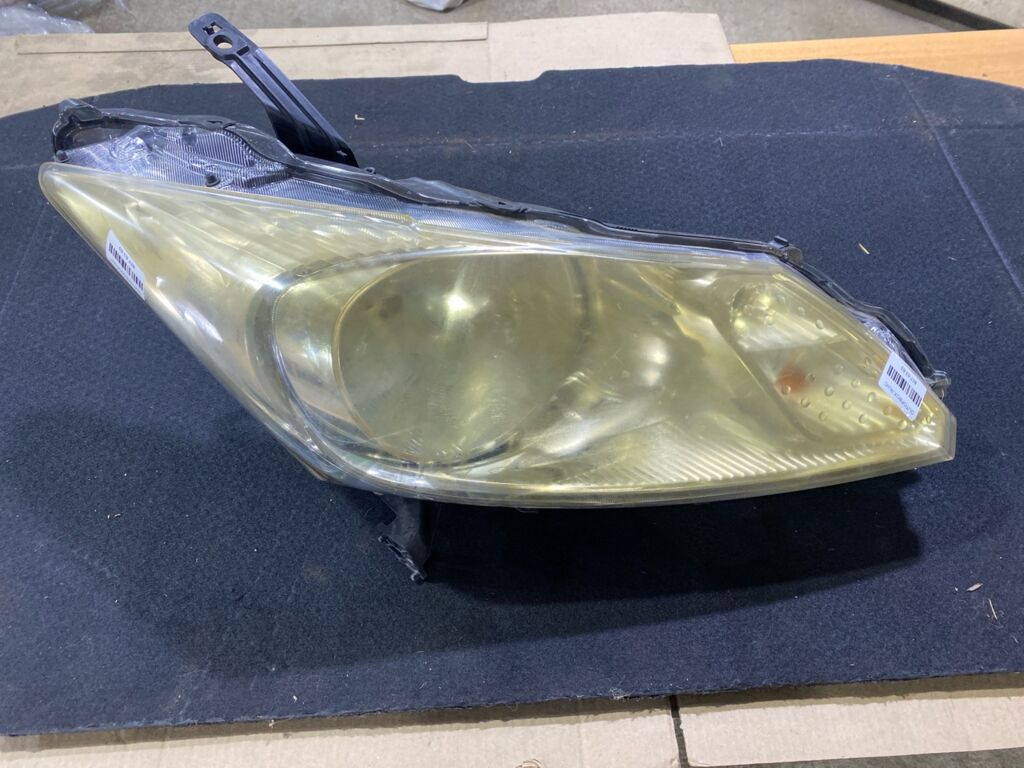 Фара на Honda Freed GP3 100-62053, Правое расположение