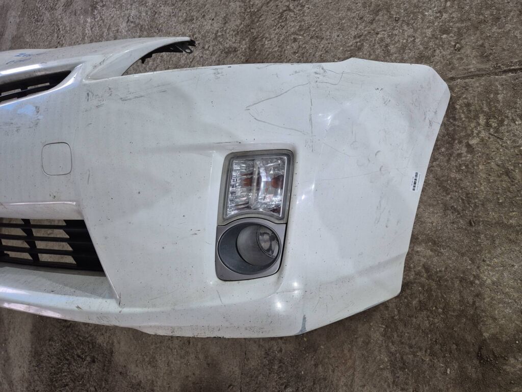 Бампер на Toyota Prius ZVW30 Фото 2