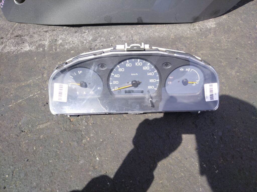 Спидометр на Nissan Sunny FB14 GA15DE