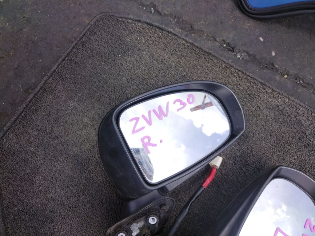 Зеркало двери боковой на Toyota Prius ZVW30 Фото 4