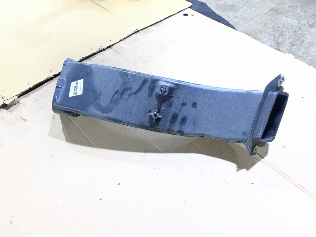 Воздухозаборник на Bmw 2 Series Active Tourer F45 15677210, Левое расположение