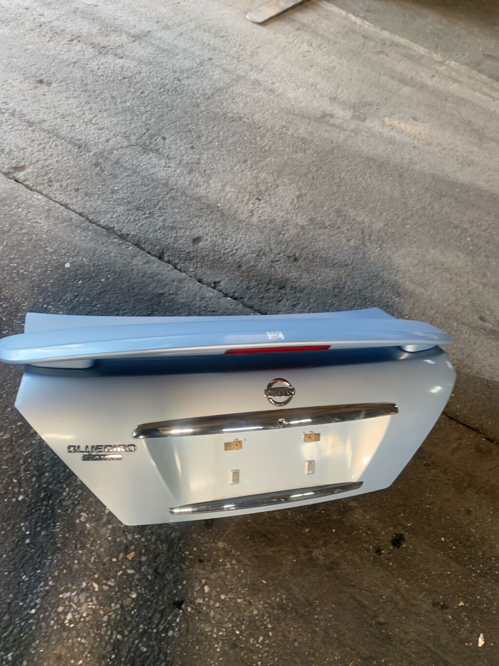 Крышка багажника на Nissan Bluebird Sylphy FG10 H4300-6N6MM