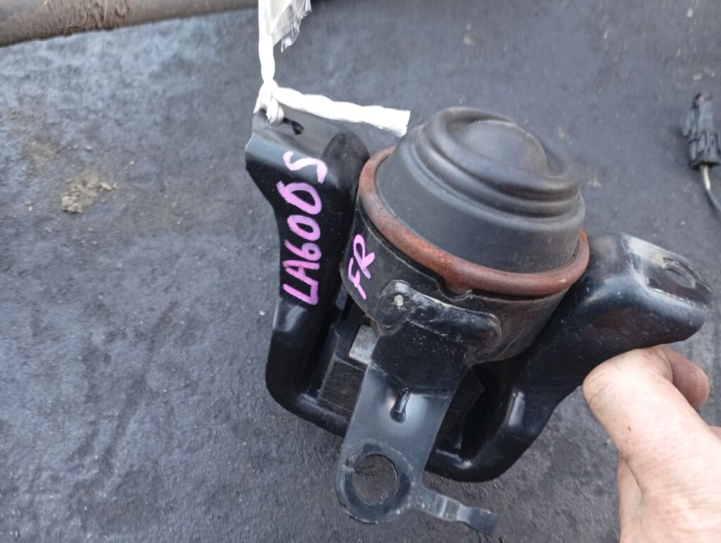 Подушка двигателя на Daihatsu Tanto LA600S KF-VE, Переднее Правое расположение