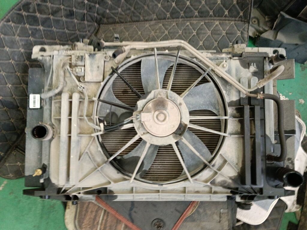 Радиатор ДВС на Toyota Corolla ZRE150L 1ZR-FE