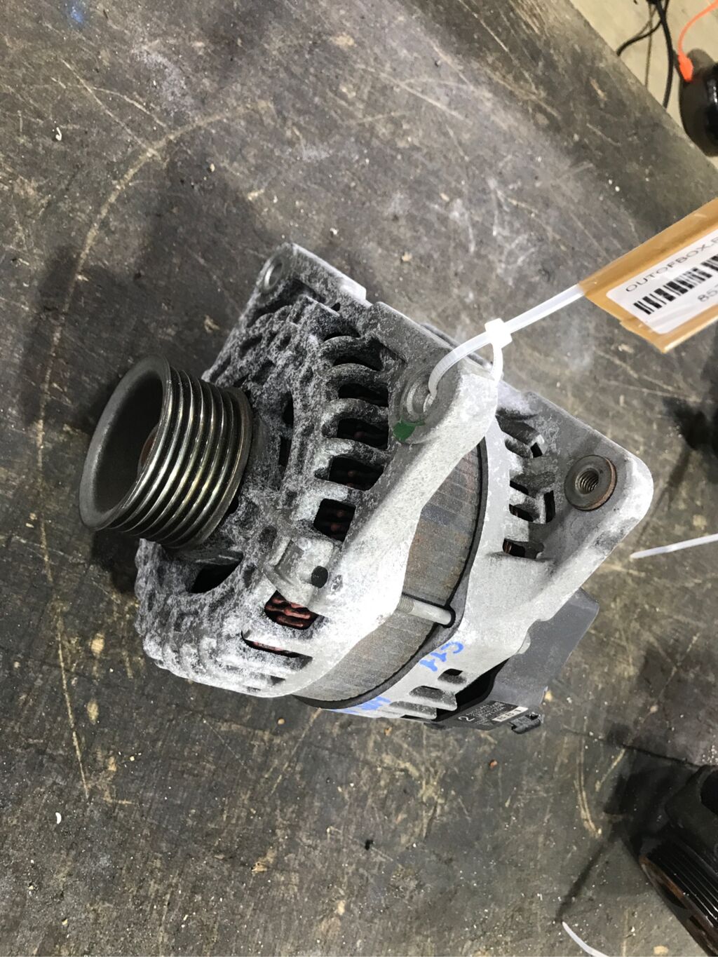 Генератор на Nissan Tiida C11 HR15DE 23100ED00B
