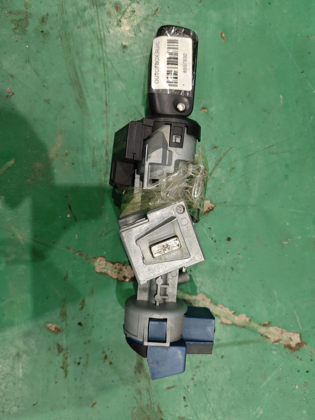 Замок зажигания на Ford Focus 2 6E5T-15607-CA  3M51-3F880-AE