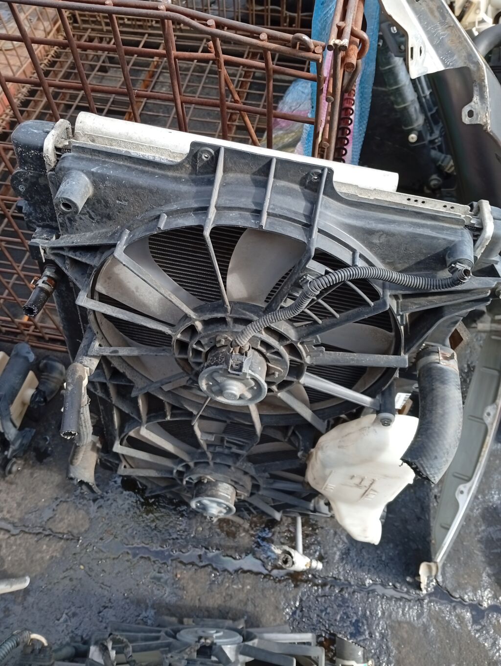 Радиатор ДВС 95310-57L00 на Suzuki Kizashi RE91S J24B Фото 4