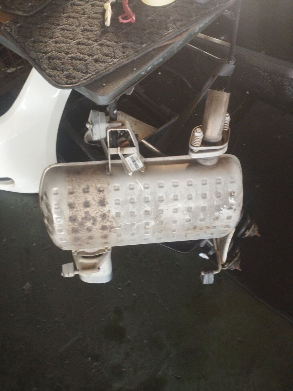 Глушитель на Bmw 3-Series E90-PG56 N46B20