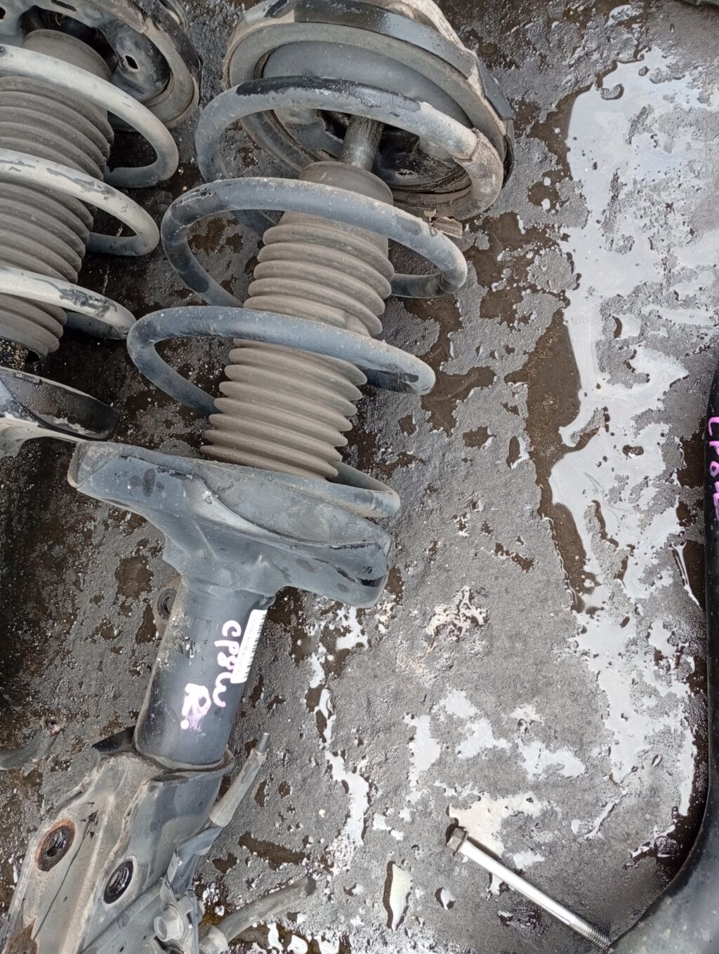 Стойка амортизатора на Mazda Premacy CP8W FP-DE 30-E85-A  312 102  313 588  333274  333350  B16R34700A  B2332  B25D34700  B25D34700A  B25D34700B  B25D34700C  B25T-34-700D  B25T34700  B25T34700A  B25T34700B  B25T34700C  B26R-34-700D  B26R-34-700E  B26R34700  B26R34700A  B26R34700B  B26R34700C  B27F34700A  B28V-34-700B  B28V34700A  B30D-34-700B  B30D-34-700C  B30K-34-700C  B30K34700B  B30P-34-700A  B30P-34-700B  B30P-34-700C  B30P-34-700D  B33P-34-700  B34H-34-700  BJ3D-34-700E  BJ3D34700  BJ3D34700A  BJ3D34700B  BL2A-34-700A  BL2A-34-700B  BL2A-34-700C  BL8P-34-700A  BL8P-34-700B  BL8P-34-700C  BL8P34700  BN5V-34-700  C10034700D  C10034700F  CR-049-7138  CR-049FR-BJ  CR8907  SJ-049-7138  ST-049-7138  ST-049FR-BJ  ST-049FR-CP8W, Переднее Правое расположение