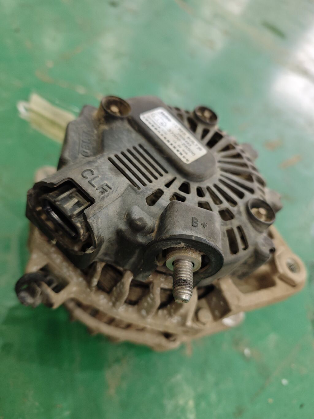 Генератор на Kia Cerato TD G4FC 37300-2B500