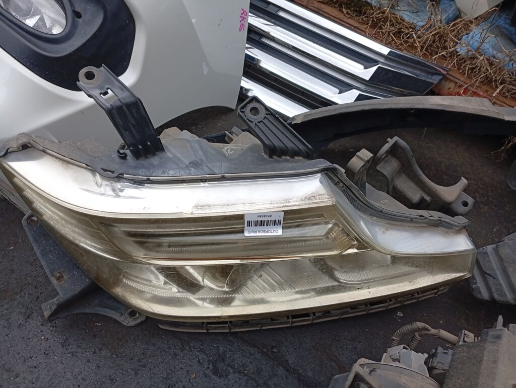 Фара на Honda Stepwgn RK5 100-62075, Правое расположение
