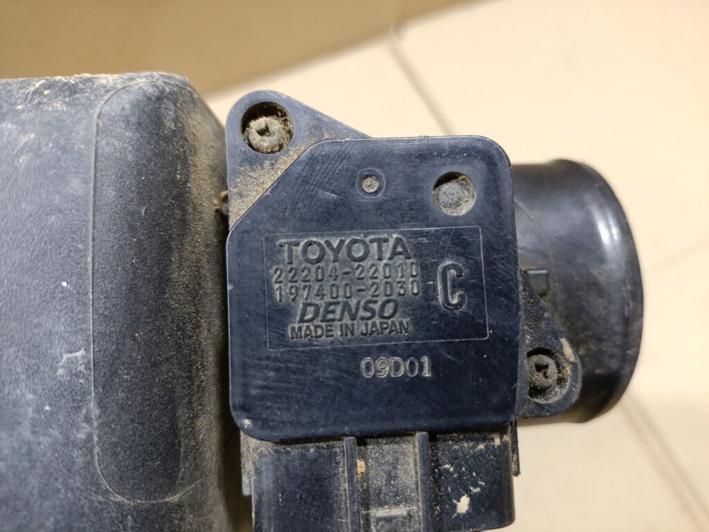 Корпус воздушного фильтра на Toyota Succeed NCP51V 1NZ-FE 17700-21050