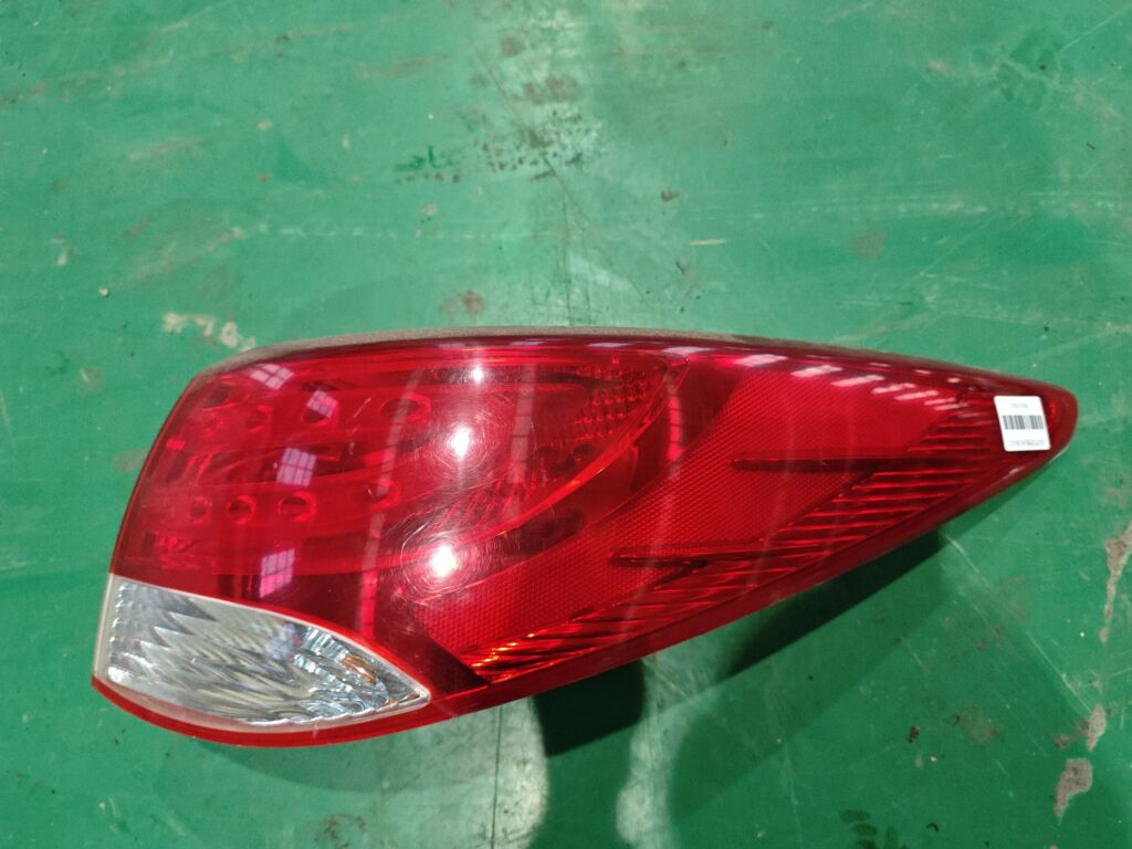 Стоп на Hyundai Ix35 LM 92402-2Z000, Правое расположение