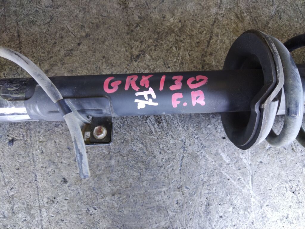 Стойка амортизатора 48510-22A00, 48510-22A40, 48510-80160, 48510-80351, 551112, CR-049-6657, CR-049FR-GRX120, CR8866, SJ-049-6657, SJ-049FR-GRX120, ST-049-6657, ST-049FR-GRX120 на Toyota Mark X GRX130 4GR-FSE Фото 2