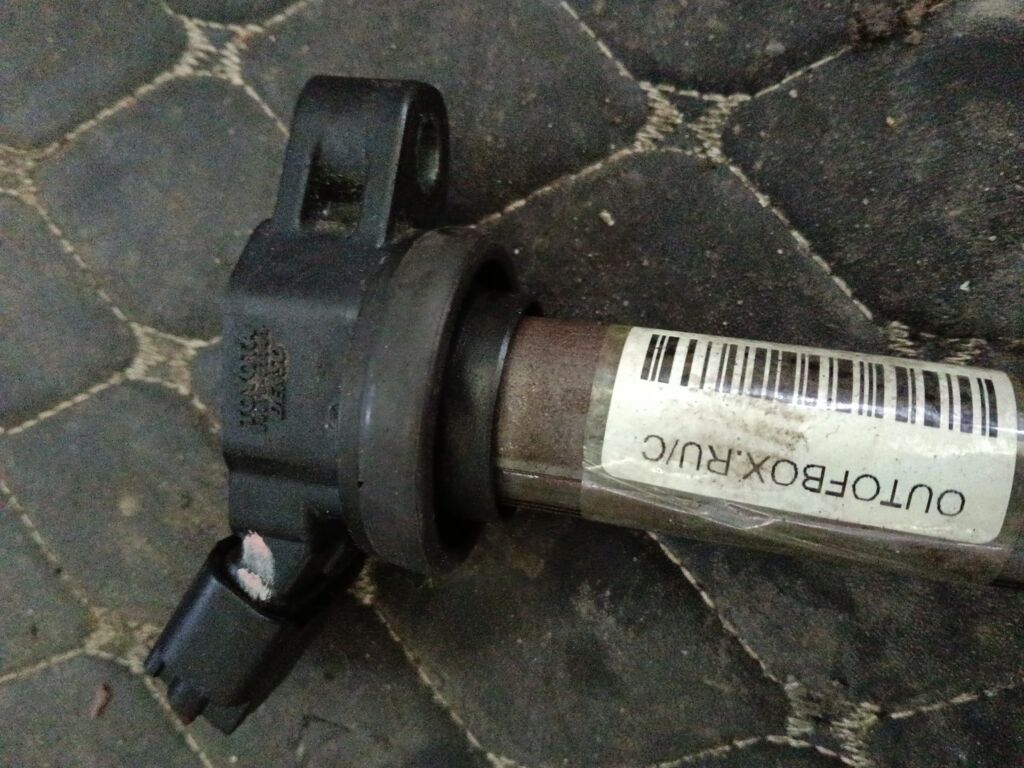 Катушка зажигания на Toyota Camry ACV40 2AZ-FE 90919-C2002