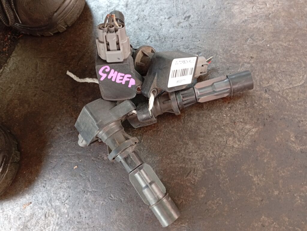 Катушка зажигания 6M8G-12A366, 099700-1062, IC-DL039, L3G2-18-100A, L3G2-18-100A-9U, L3G2-18-100B, LC-016-6351 на Mazda Atenza GHEFP LF Фото 2