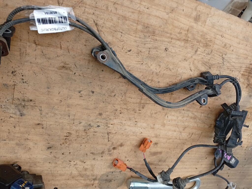 Лямбда-зонд на Honda Elysion RR1 K24A, Переднее расположение
