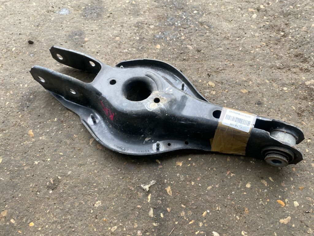 Рычаг на Bmw 1-Series F20-1A12 N13B16A 33326867540, Заднее Правое Нижнее расположение