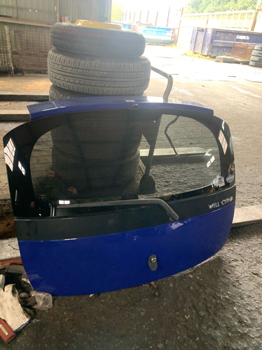 Дверь задняя на Toyota Will Cypha NCP70