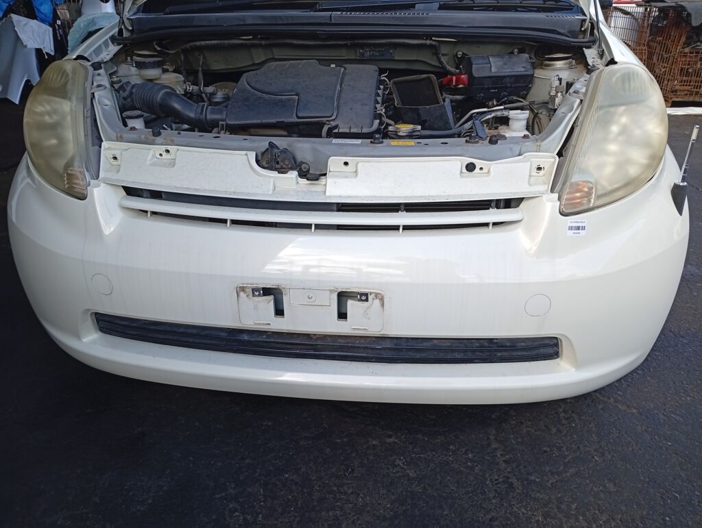 Бампер 52119-B1010 на Toyota Passo KGC10 Фото 2