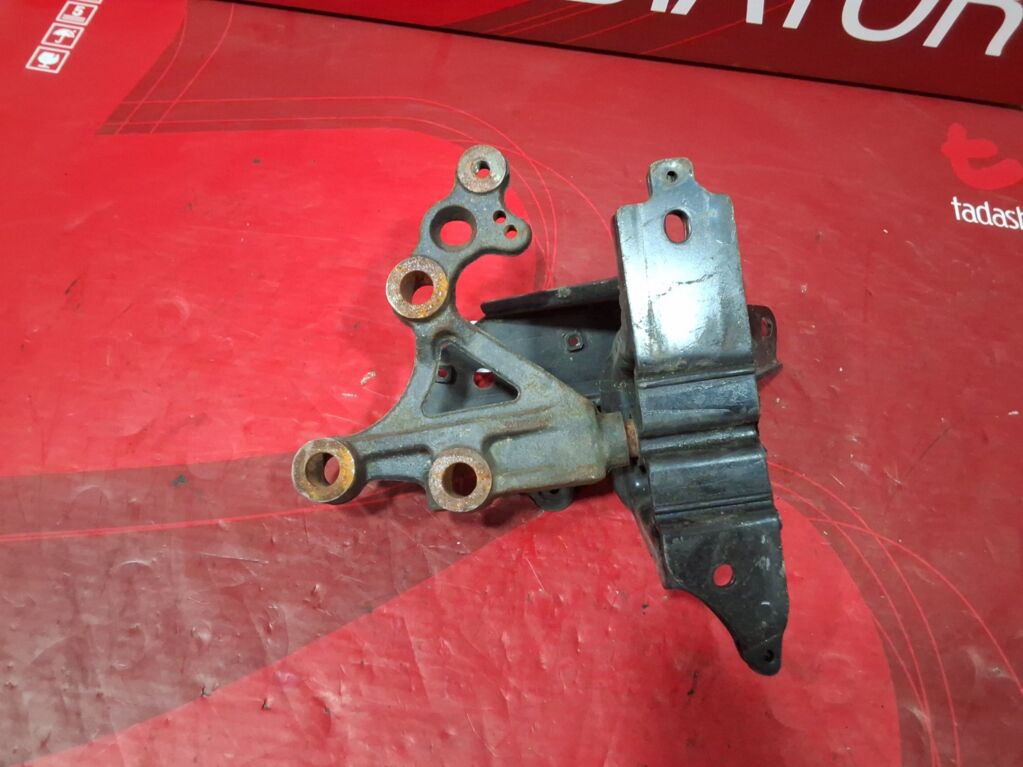 Подушка двигателя на Toyota Tank M900A 1KR-FE Фото 4