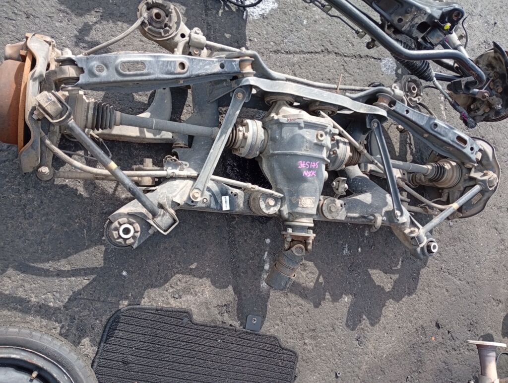 Балка подвески на Toyota Crown JZS175 2JZ-FSE 51206-51030  51206-53020, Заднее расположение