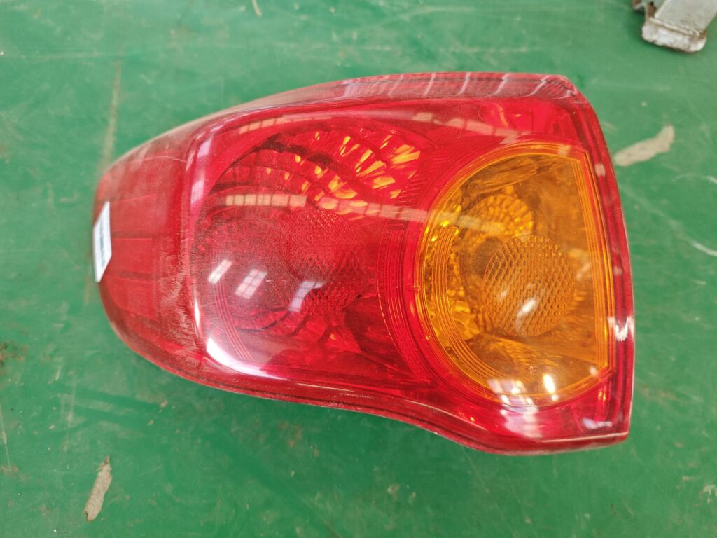 Стоп на Toyota Corolla ZRE151L 02-123, Левое расположение