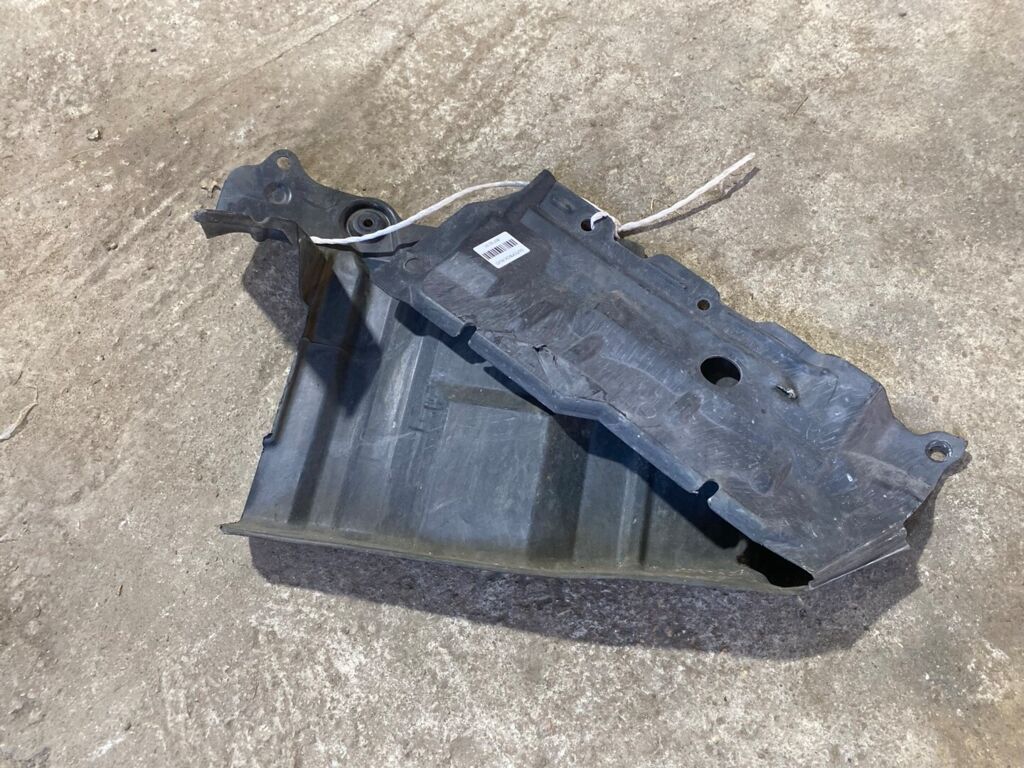 Защита двигателя 75894WD000 на Nissan Sunny FB15 Фото 8