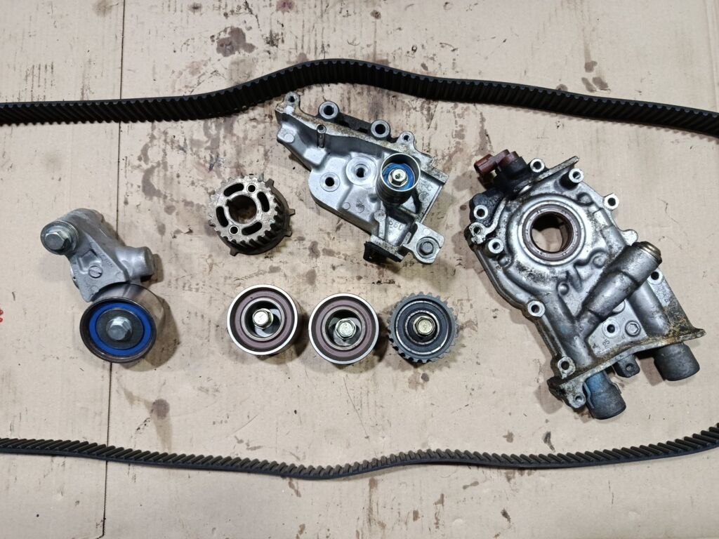 Ремень ГРМ на Subaru Legacy Wagon BH5 EJ206 Фото 4
