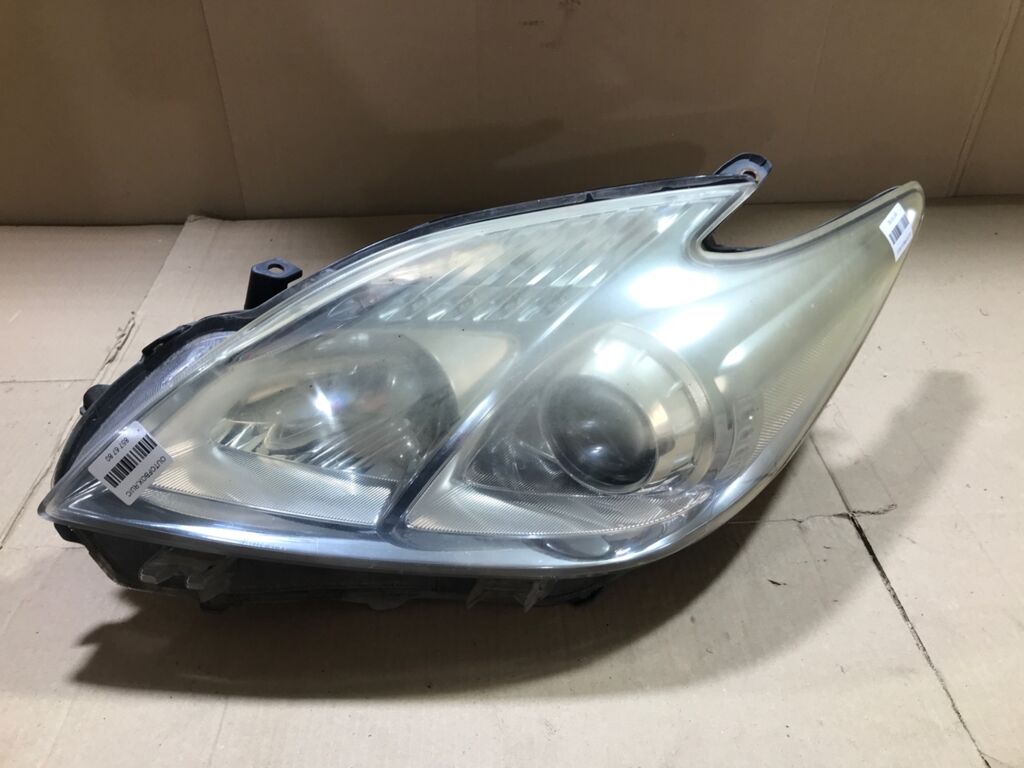 Фара на Toyota Prius ZVW30 47-29 212-11P6-LDEM7 L, Левое расположение