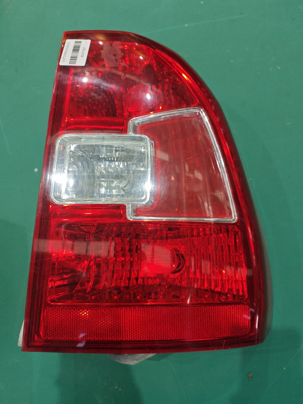 Стоп на Kia Sportage KM 92402-03000, Правое расположение
