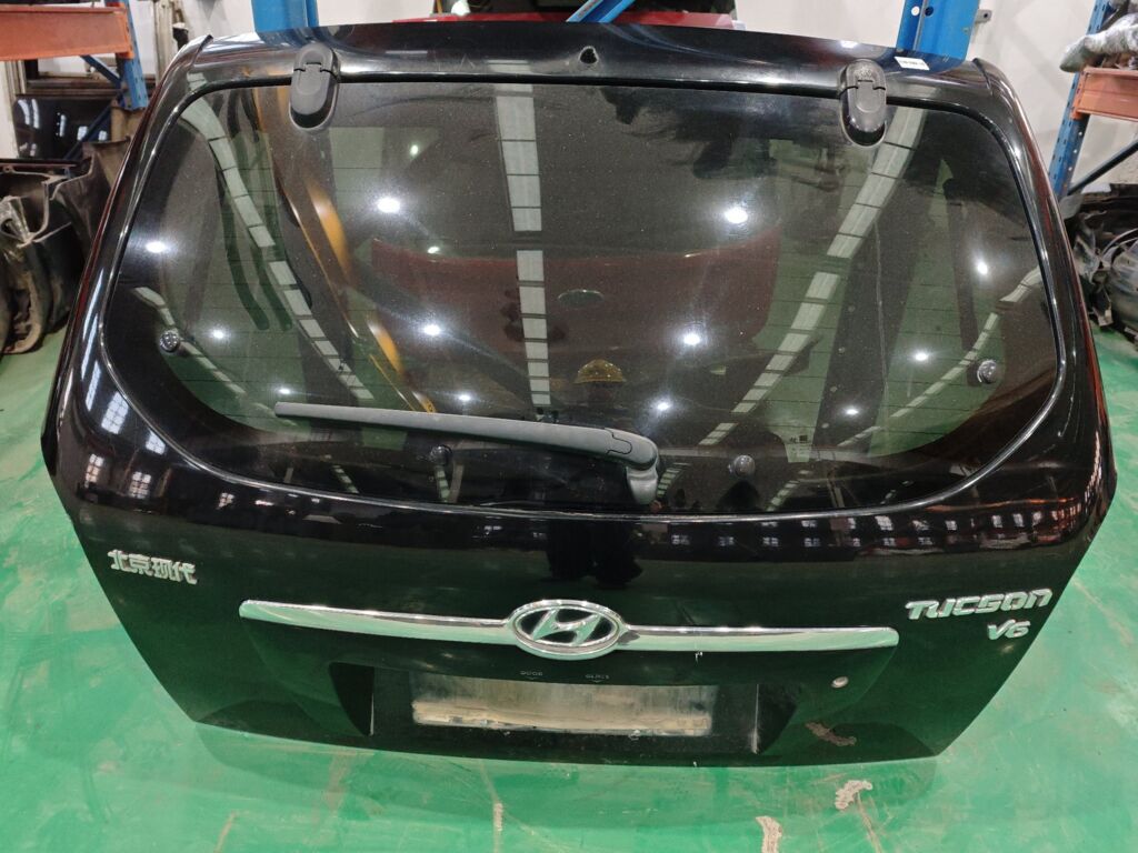 Дверь задняя на Hyundai Tucson 1 JM