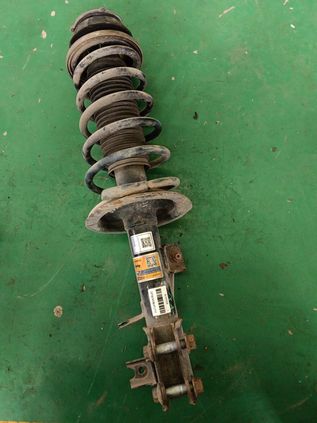 Стойка амортизатора на Suzuki Sx4 YA11S M18A 312 819  32-N97-A  333752  41602-79J01  4160279J51  71747048  71747478  71747564  71750446  CR-049FL-YA11S  CR8931  SST0179, Переднее Левое расположение