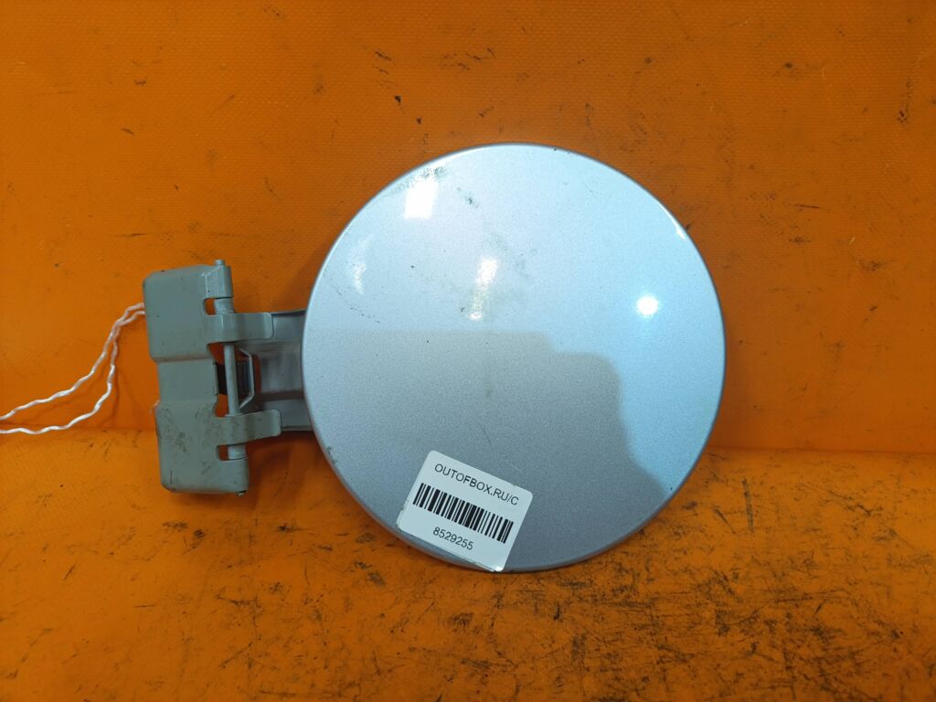 Лючок на Mitsubishi Colt Plus Z23W