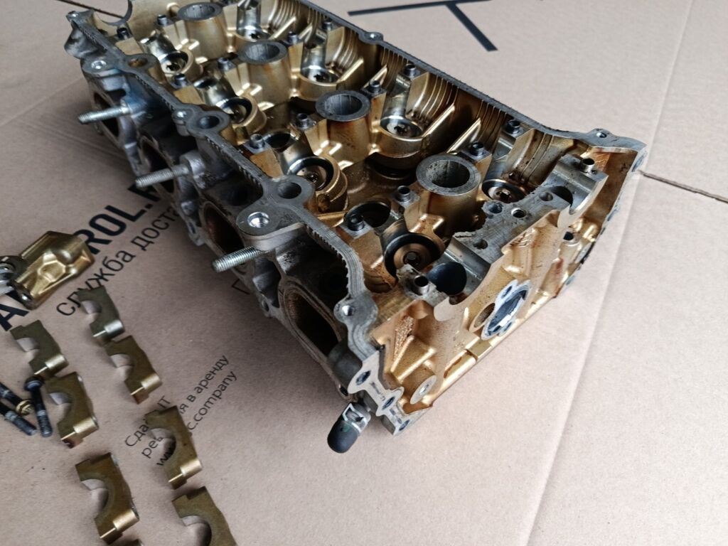 Головка блока цилиндров на Suzuki Sx4 YA11S M15A Фото 6