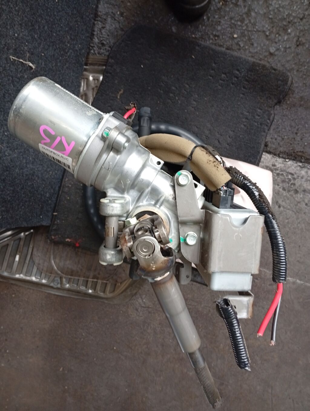 Рулевая колонка на Nissan March K13 Фото 2