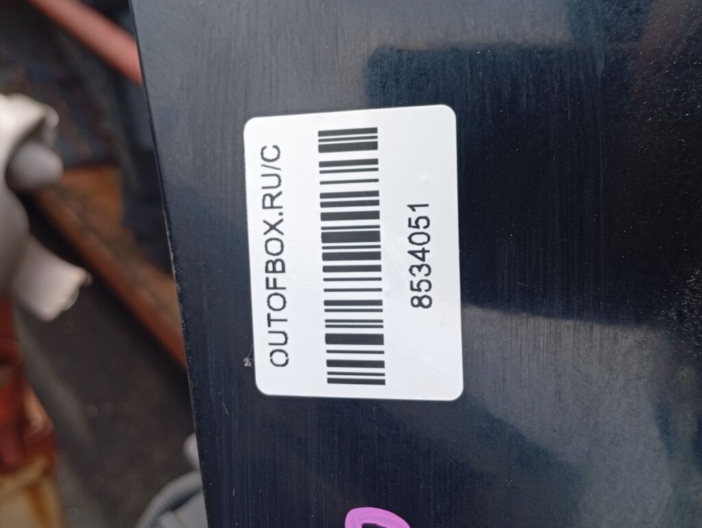 Крыло переднее на Nissan Juke YF15 2635107005  271301  3380656  6075006  780172  8100323  DS10193AR  DT60101600L00  F3100-1KKMA  F31001KKAA  F31001KKMA  F31001KKMB  F31011KAMB  F31011KKAA  FCA001KAMA  GDFN0148L  GDFN0148R  NNJUK11270L  NNJUK11270R  NSKA100AR, Правое расположение